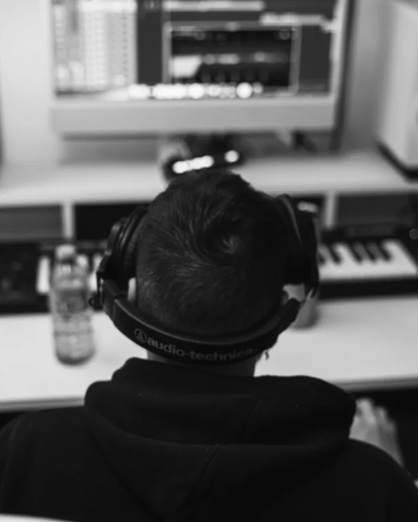 Studio training session.